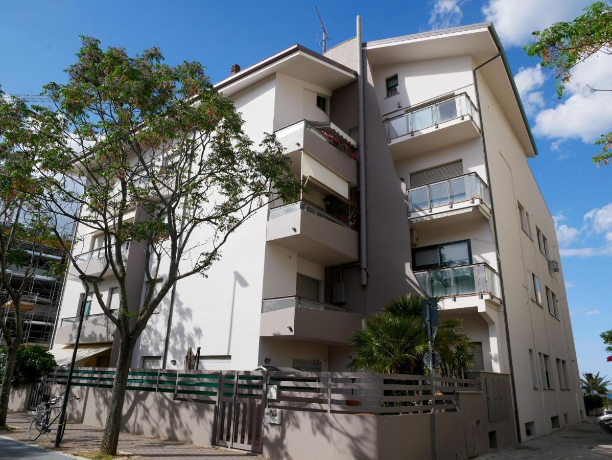 Apartament Attico 96 Pesaro Zewnętrze zdjęcie
